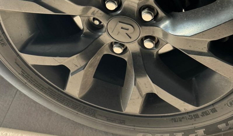 
								Usado 2021 Toyota Tacoma lleno									